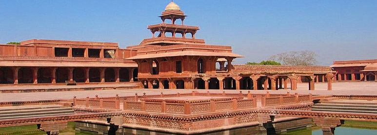 Major Places to Visit in North India - Agra